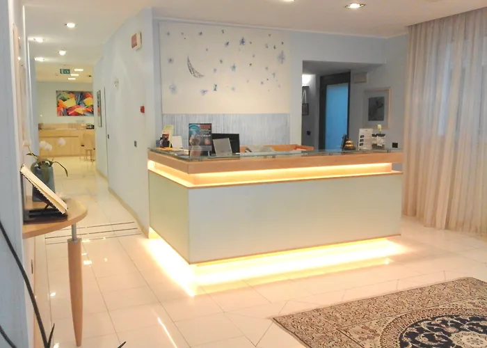 Hotel Chiaraluna Civitanova Marche